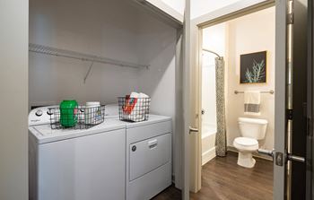 Stacked washer/dryer